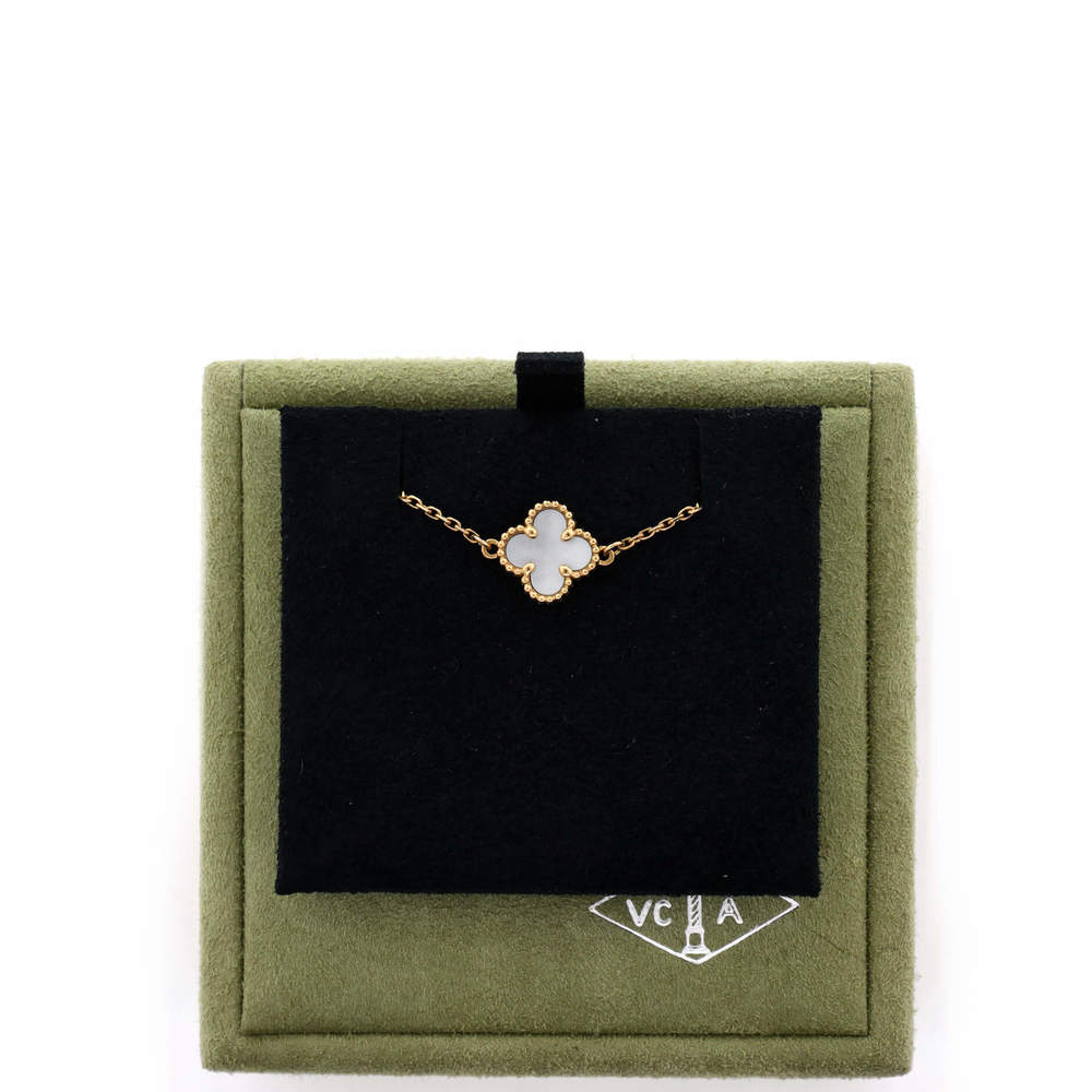 Van Cleef & Arpels Sweet Alhambra Bracelet 18K Yellow Gold and Mother of Pearl - Picture 2 of 4